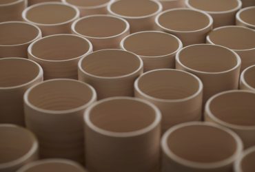 Tuleje tekturowe - zastosowanie w przemyśle, pakowaniu i logistyce